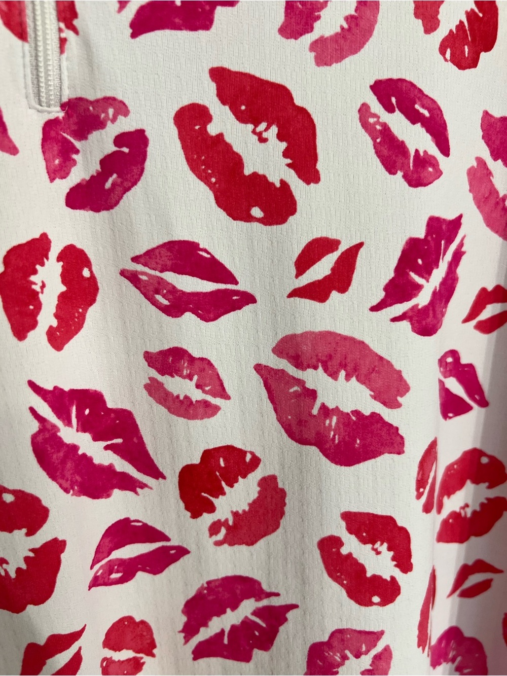Ibkul quarter zip long sleeve lightweight top kiss red lip print sz XXL golf - Picture 7 of 12